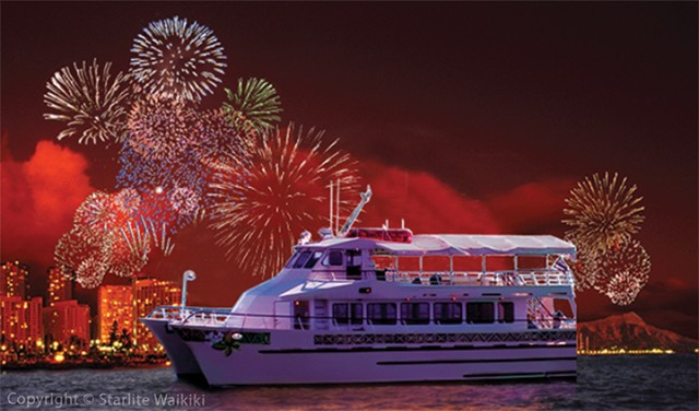 waikiki dinner cruise fireworks