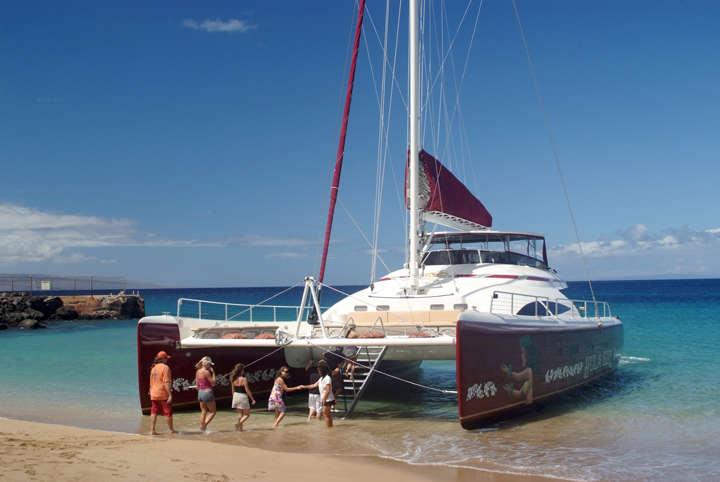 hula girl catamaran kaanapali